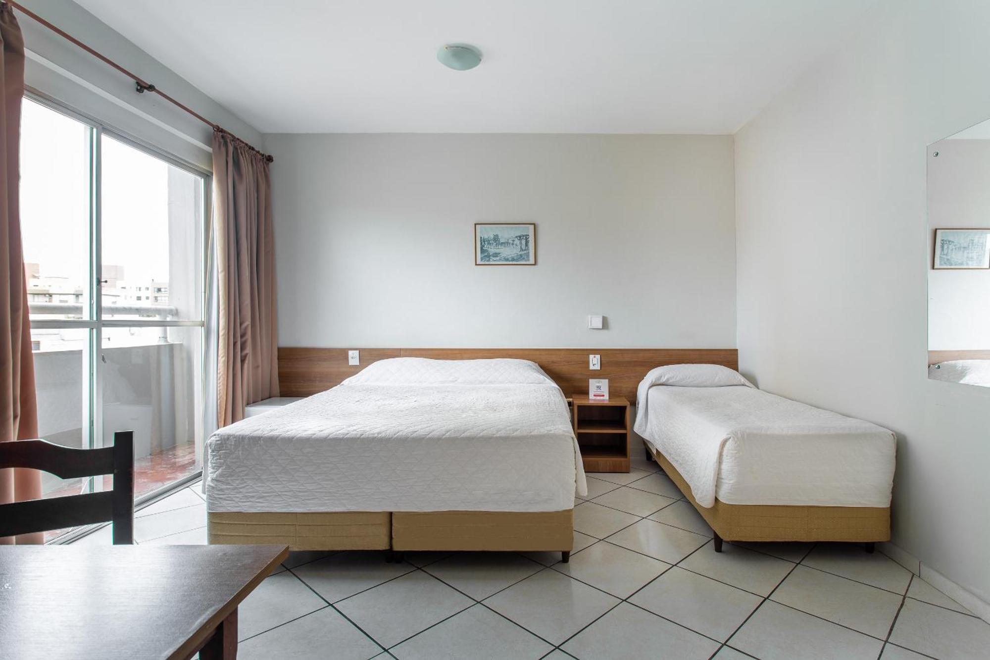 Hotel Dom Rafael Express Санта Мария Екстериор снимка