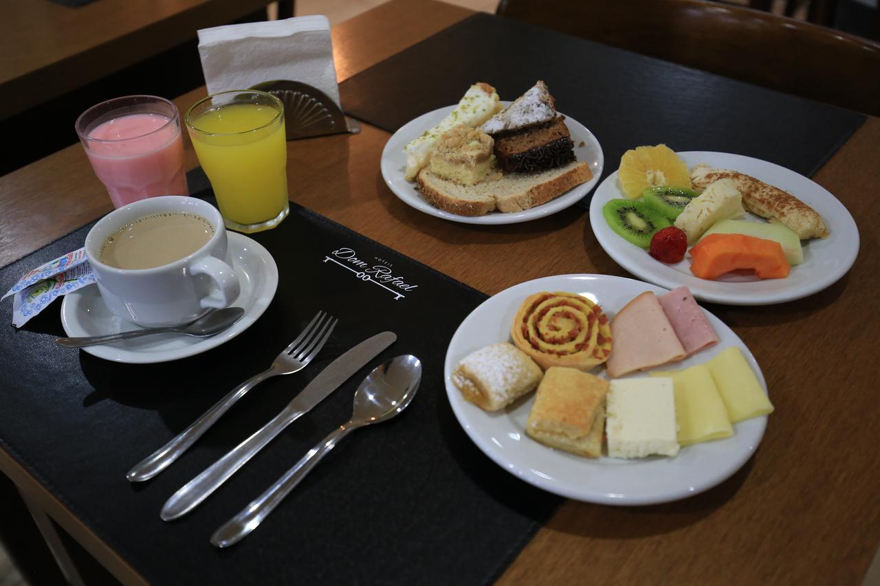 Hotel Dom Rafael Express Санта Мария Екстериор снимка